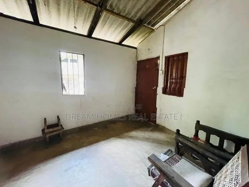 3 Bedroom House for Sale – Rajagiriya