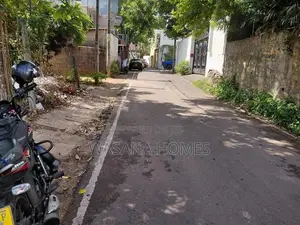 Land With House for sale Nawala