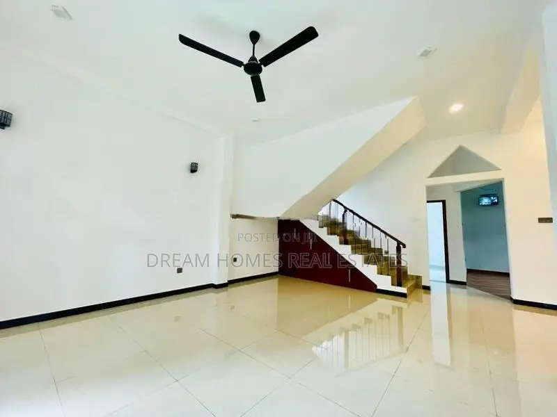 Luxury Brand-New House for Sale – Kottawa