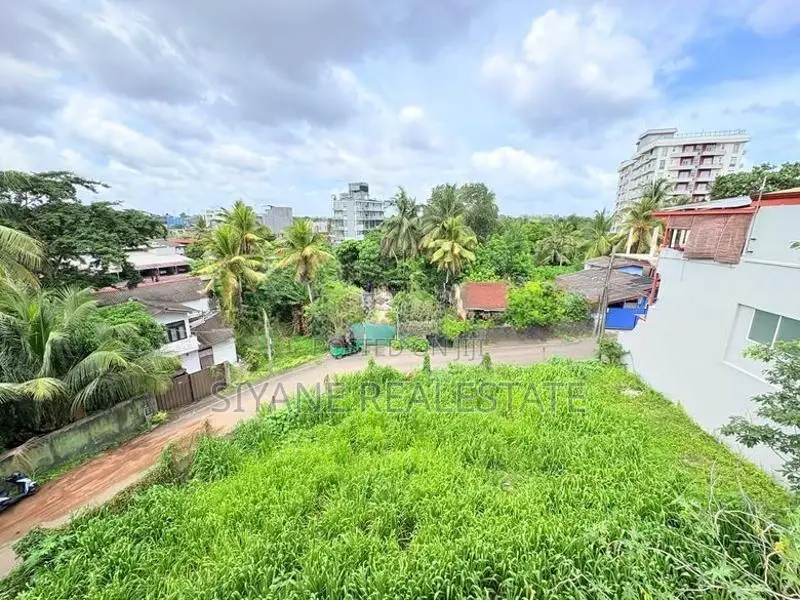 Luxury Brand New House for Sale in Thalawathugoda