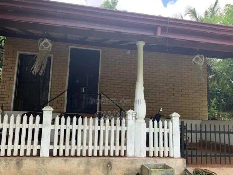 Luxury Modern House for Rent in Imbulgoda – Close to Gampaha