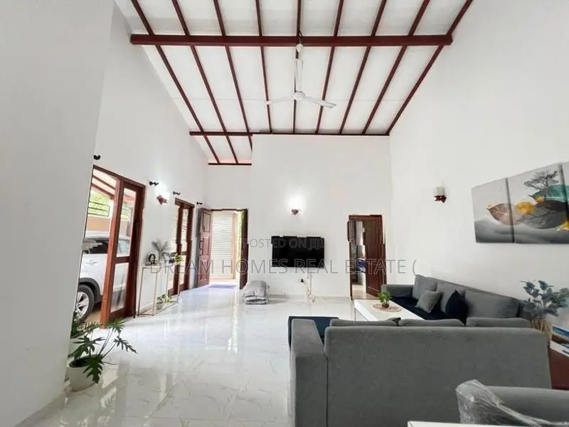 Affordable 3 Bedroom House for Sale – Athurugiriya