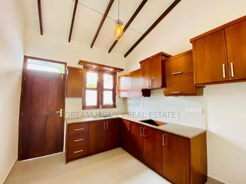 Brand New Single-Story House for Sale – Athurugiriya(10 perch)