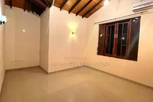Architectural Design Super Luxury House for Sale – Nugegoda