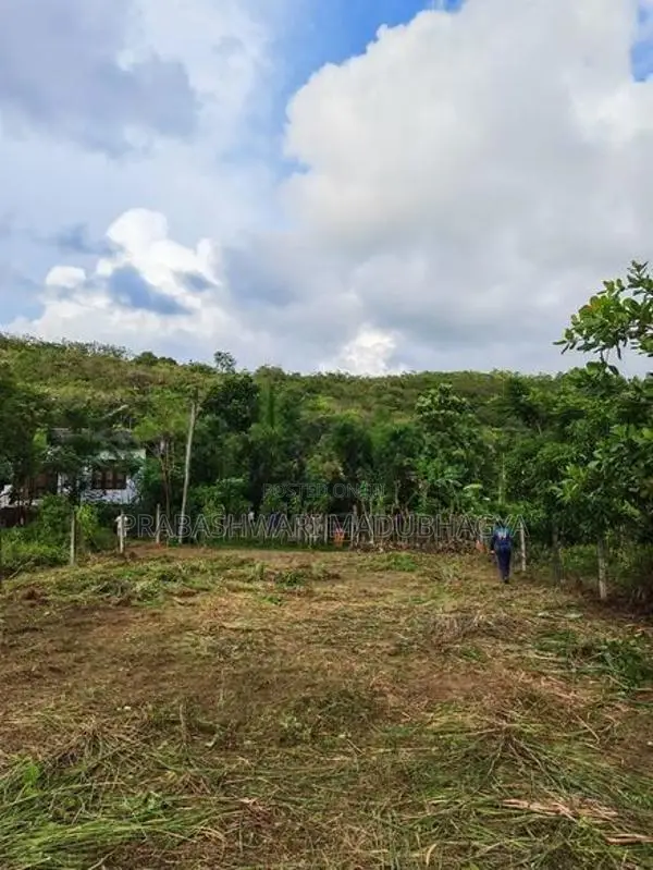 කොළඹ දිස්ත්‍රික්කයෙන් වටිනා ඉඩමක් ඉක්මනින් විකිණීමට Meepe