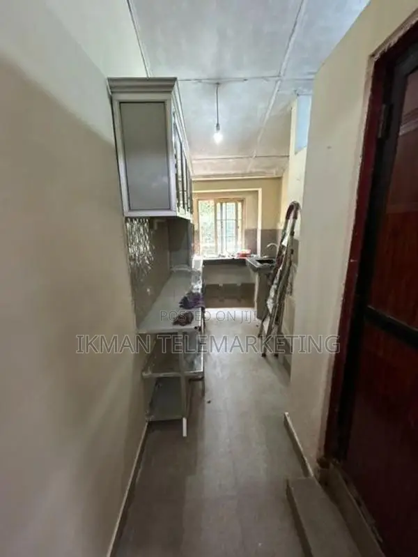 2nd Floor Flat for Sale – Maligawatte