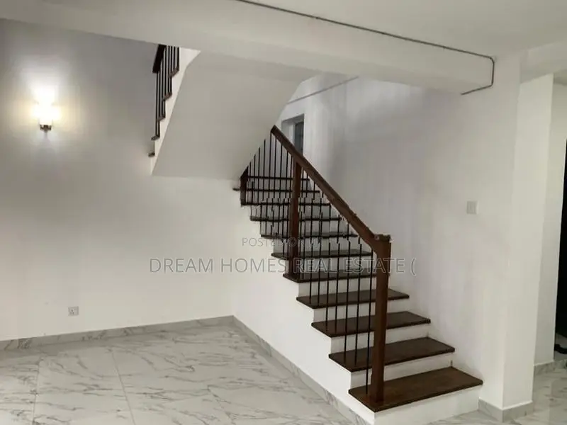 Modern 4-Bedroom House for Rent – Nugegoda