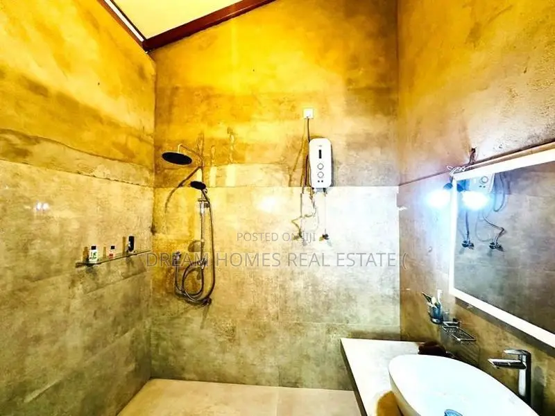 2 Unit House for Sale in Kotalawala Rajasinghe Mawatha