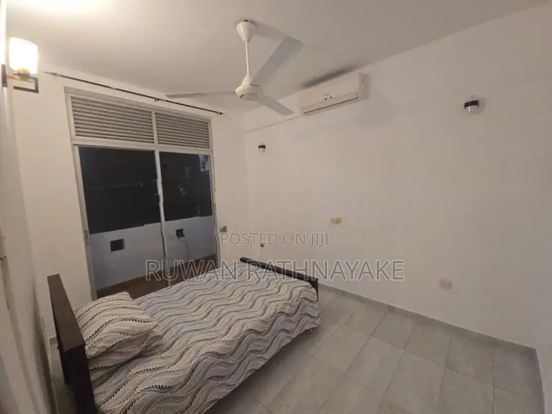 Two Storey House for Rent in Raththanapitiya