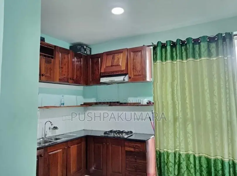 Apartment for Sale in Colombo 06 (file No 112 F/1) Hampdon Lane,