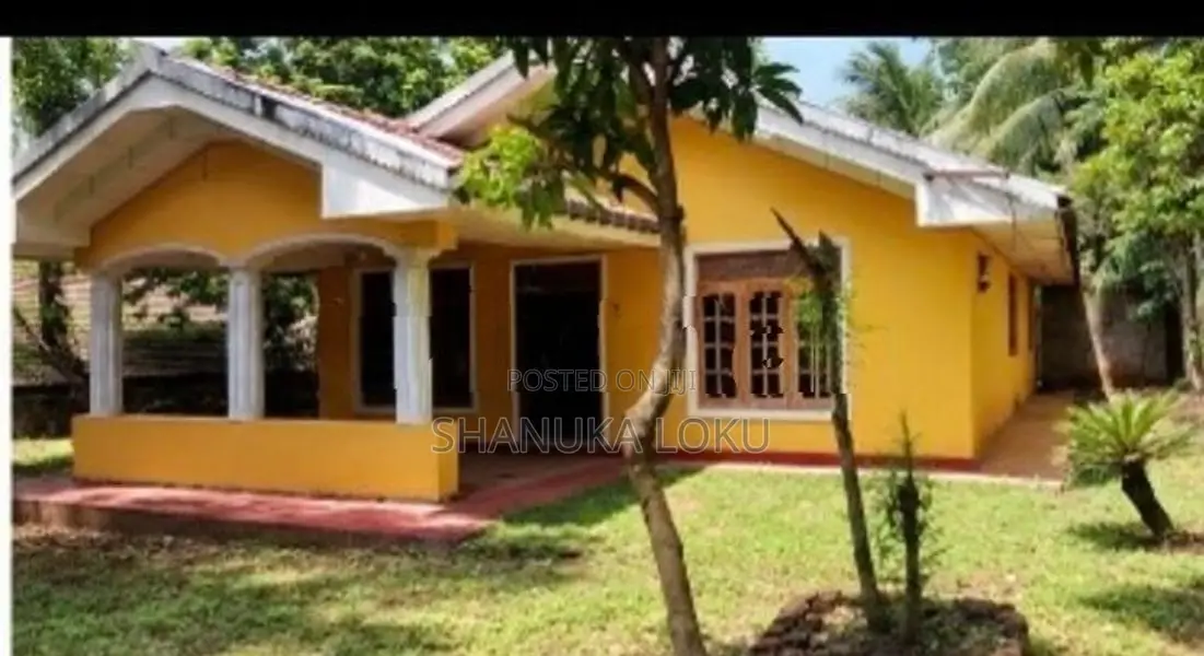 House for Sale in Middeniya