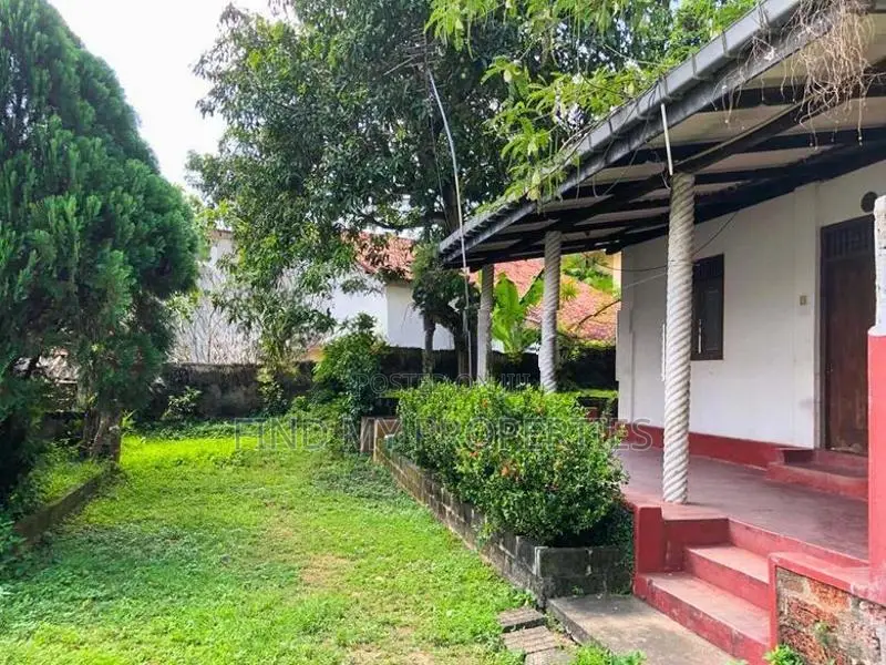 Land for Sale in Nawala