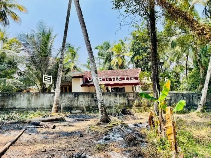 Land for sale in Gampaha