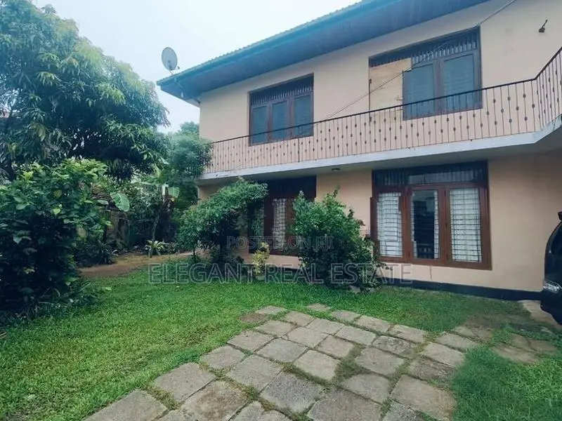 08 Bedroom Unfurnished 02 Storied House for Sale in Colombo 05 (A3388)