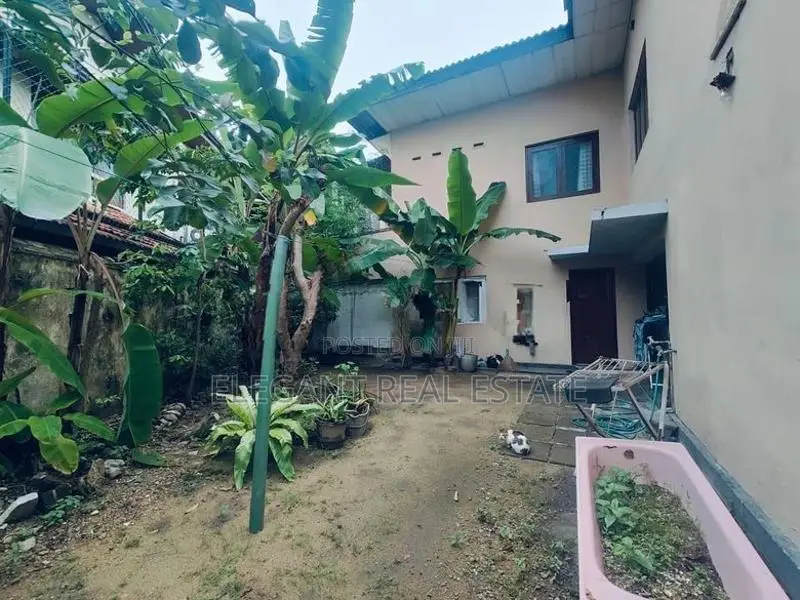 08 Bedroom Unfurnished 02 Storied House for Sale in Colombo 05 (A3388)