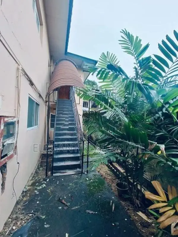 08 Bedroom Unfurnished 02 Storied House for Sale in Colombo 05 (A3388)