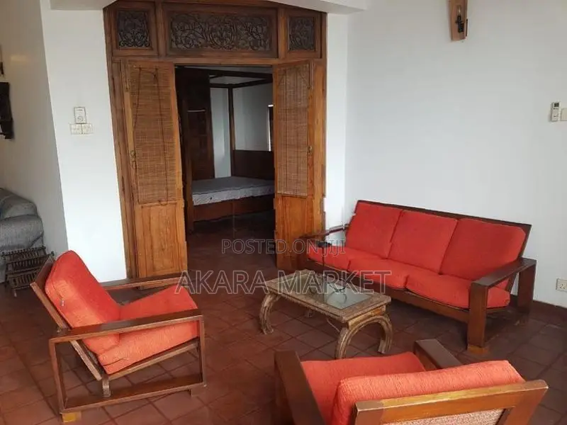 Prince Court, Colombo 03 - Furnished Apartment for Sale A15306