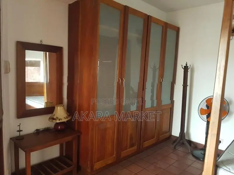 Prince Court, Colombo 03 - Furnished Apartment for Sale A15306