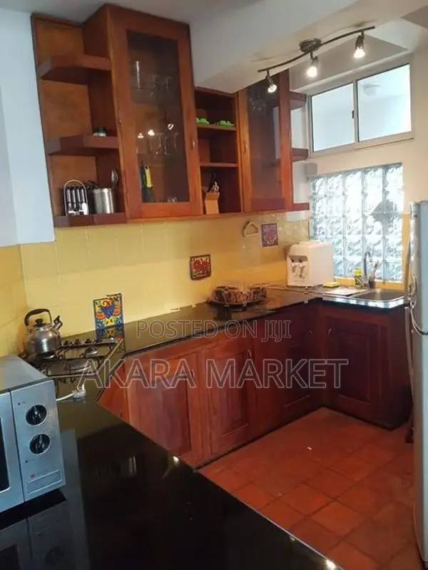 Prince Court, Colombo 03 - Furnished Apartment for Sale A15306