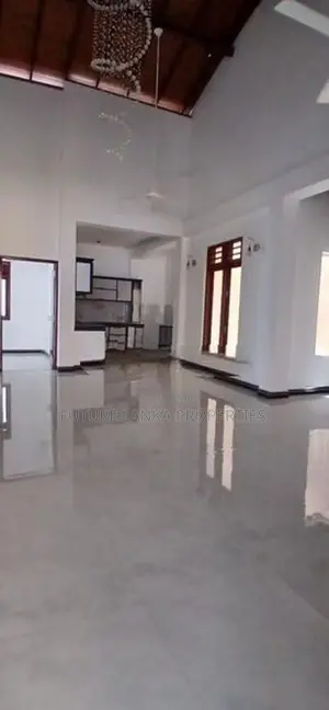 Luxury House for Sale Mattakkuliya