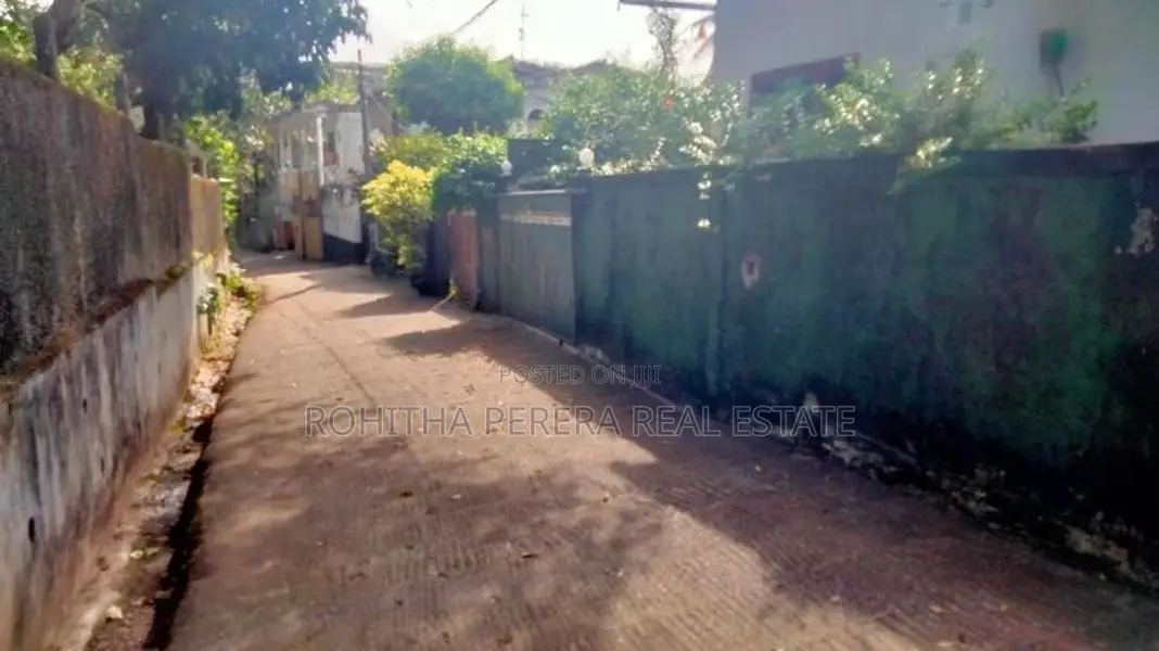 3 BR Single Store House with 7 Perch Maharagama
