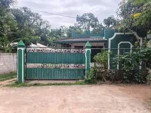 නිට්ටඹුව තිහාරියෙන් අන්ගසම්පූර්ණ 3BD නිවසක්