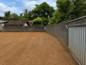 Land for Sale in Kaduwela town