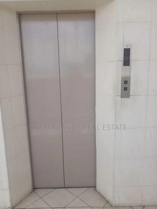 Apartment For Sale At Horton Tower Colombo ( RAS- 793 )