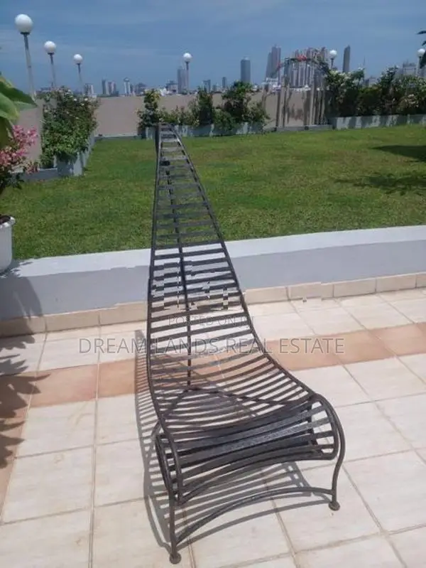 Apartment For Sale At Horton Tower Colombo ( RAS- 793 )