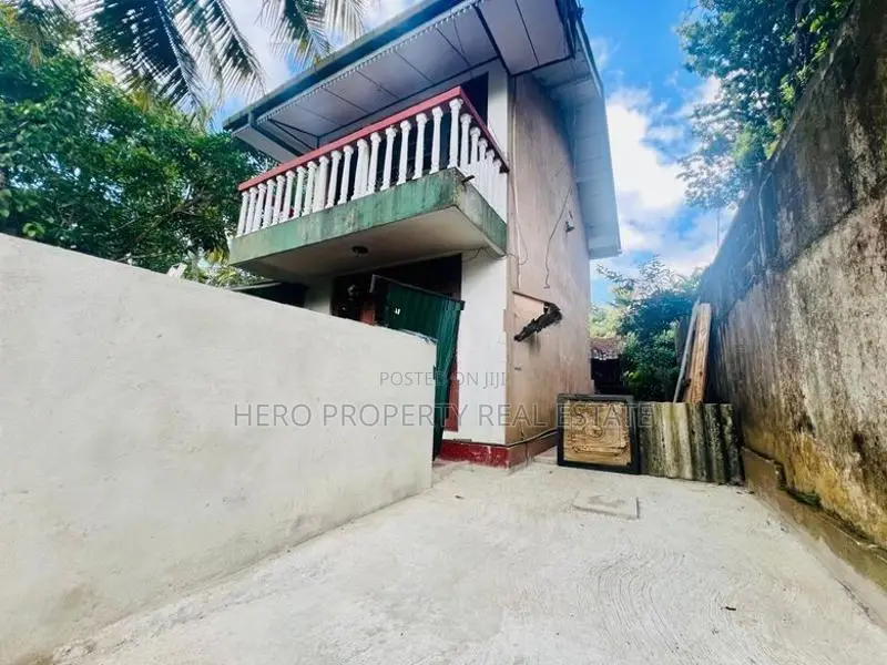 💁 Upper floor house for rent in athurugiriya