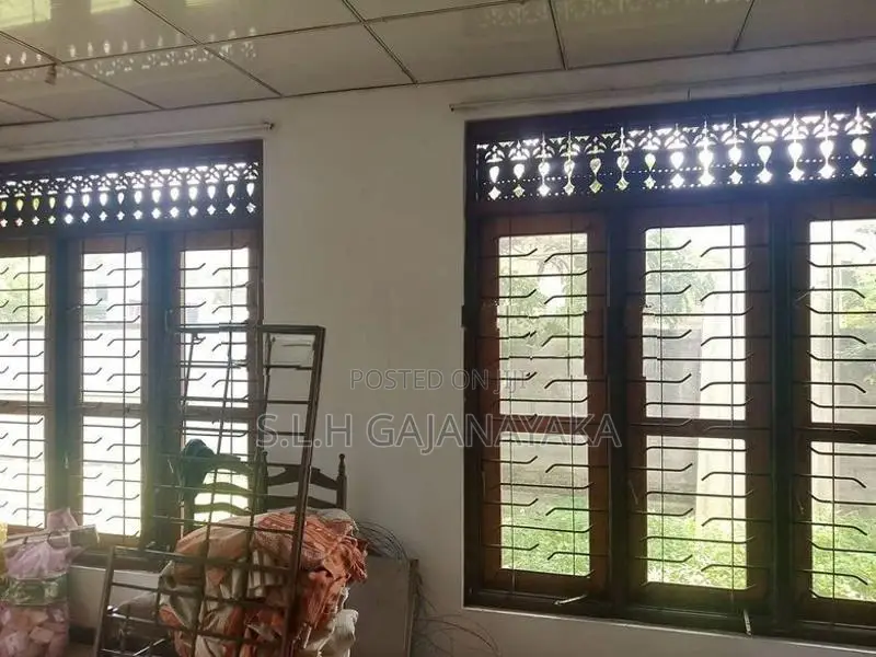 Land with House for sale in Panadura
