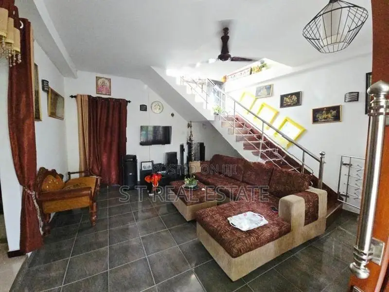 05BR Two Story House For Sale In Meepe.
