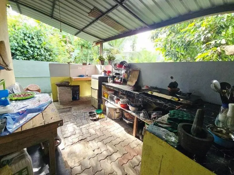 05BR Two Story House For Sale In Meepe.