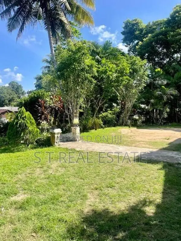 🏡✨️Colonial Style Luxury Villa For Sale in Kandy