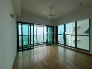 High-Floor 2BR Apartment for Sale at 447 Luna Tower – Colombo 02