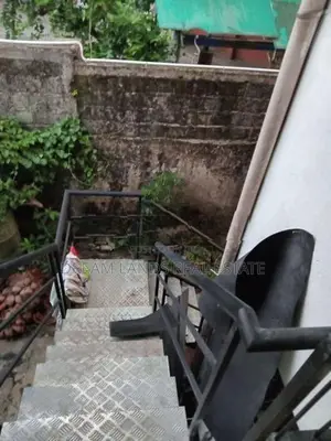 Upstair unit for rent Athurugiriya