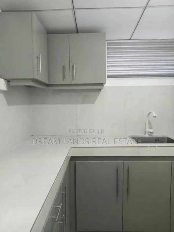 Upstair unit for rent Athurugiriya