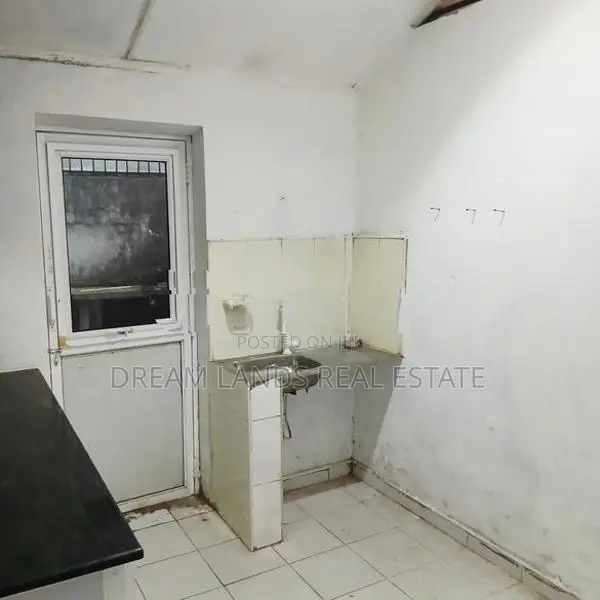 House for rent commercial propose Borella