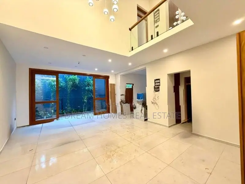 Home for Sale – 500m to Thalawathugoda Junction