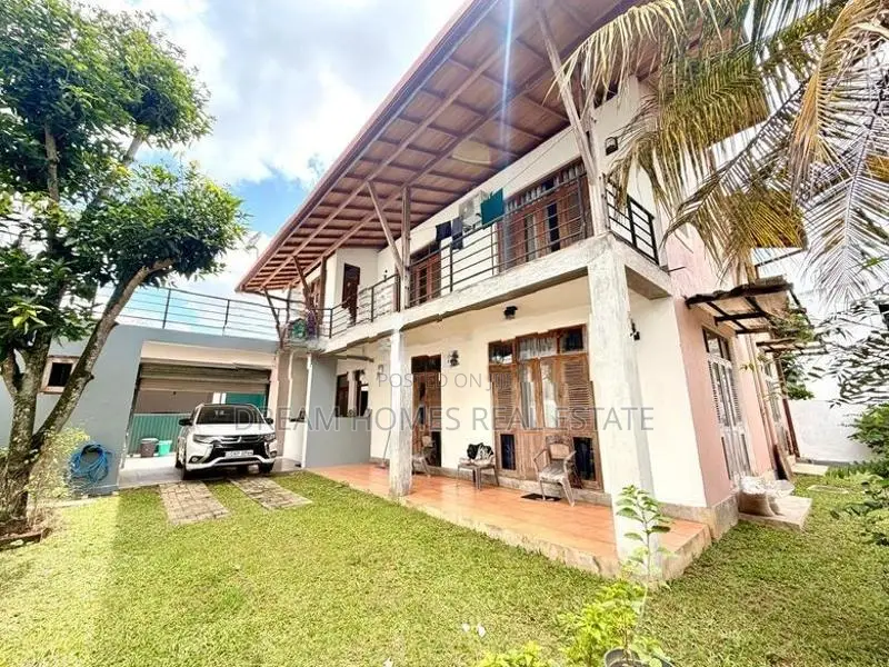 3 Bedroom House for Sale – Thalawathugoda
