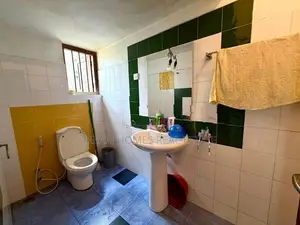 3 Bedroom House for Sale – Thalawathugoda
