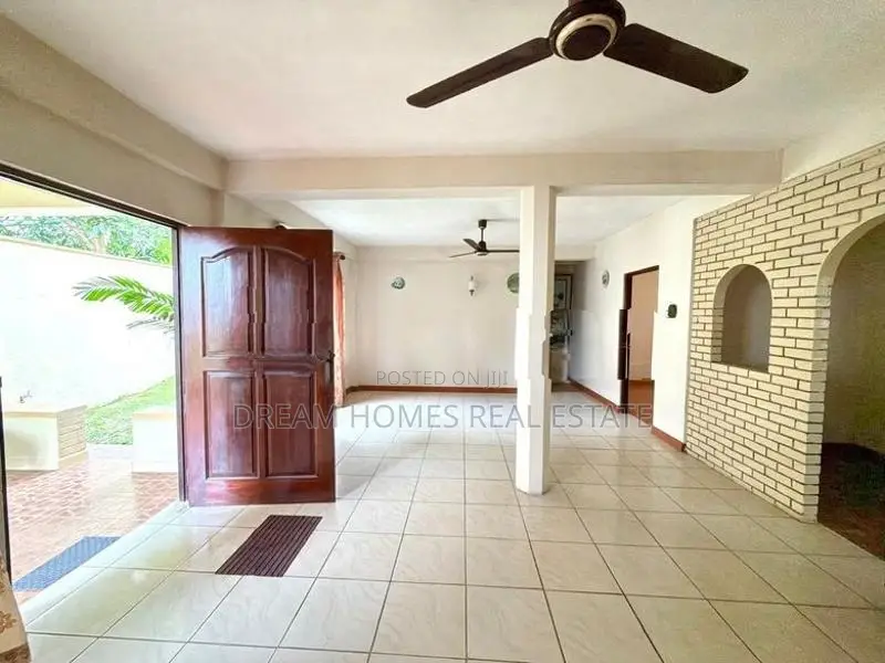2 Houses for Sale Together – Nugegoda