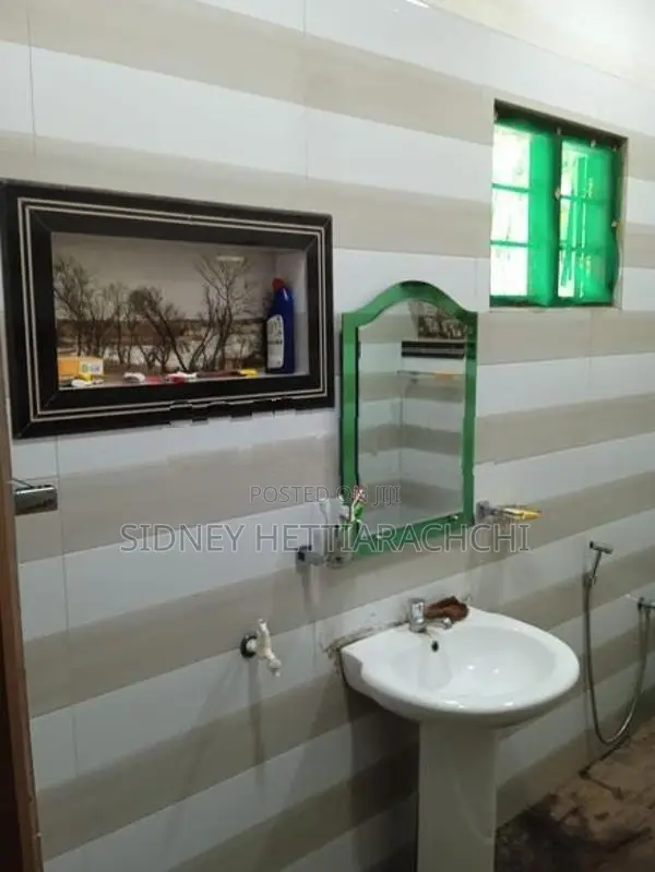 Upstairs House for Sale in Bandigoda, Ja-Ela