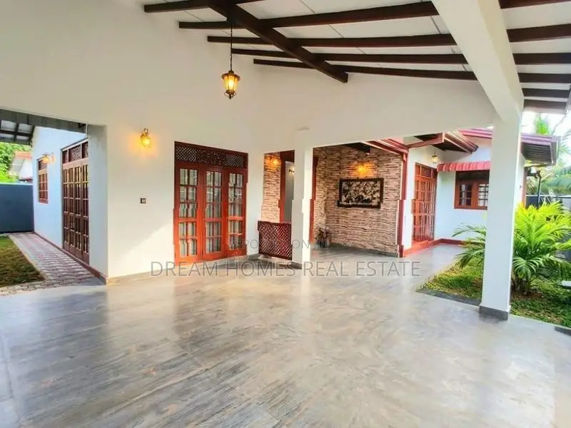 Brand New 4-Bedroom House for Sale – Makandana, Kesbewa