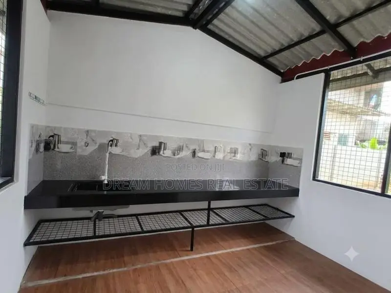 Brand New 4-Bedroom House for Sale – Makandana, Kesbewa