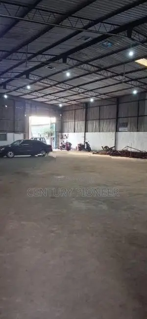 Warehouse for rent in Wattala