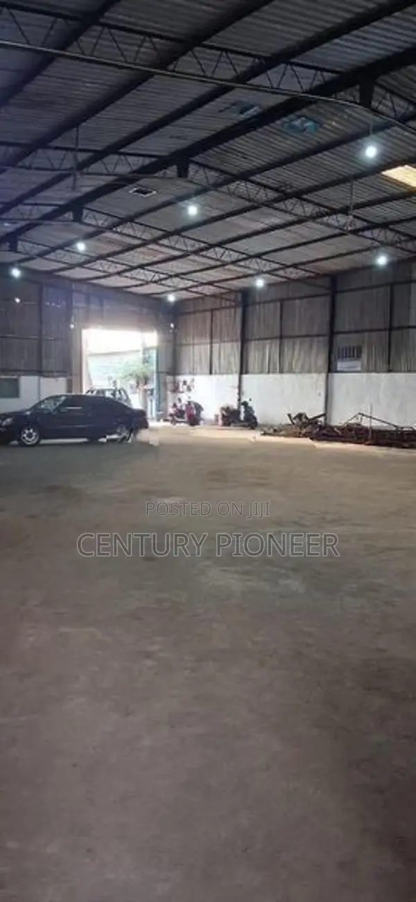 Warehouse for rent in Wattala
