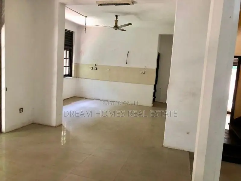 Luxury 2-Storey House for Sale – Nugegoda, Pagoda Road