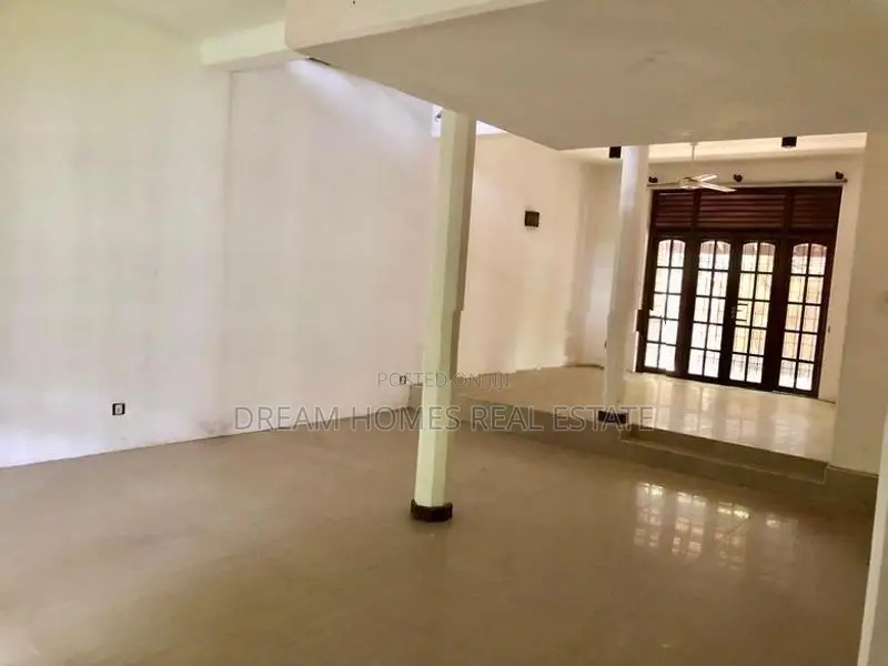 Luxury 2-Storey House for Sale – Nugegoda, Pagoda Road