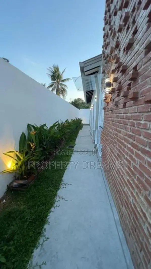 Exclusive House for Sale Korathota